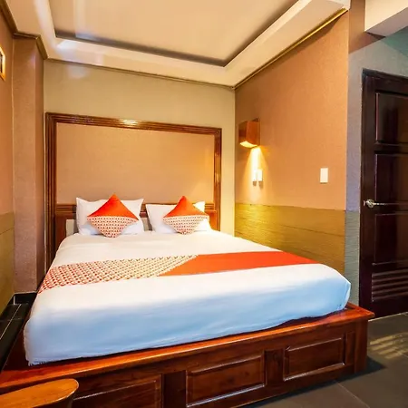 Capital O 2622 Hotel Karasak Santun